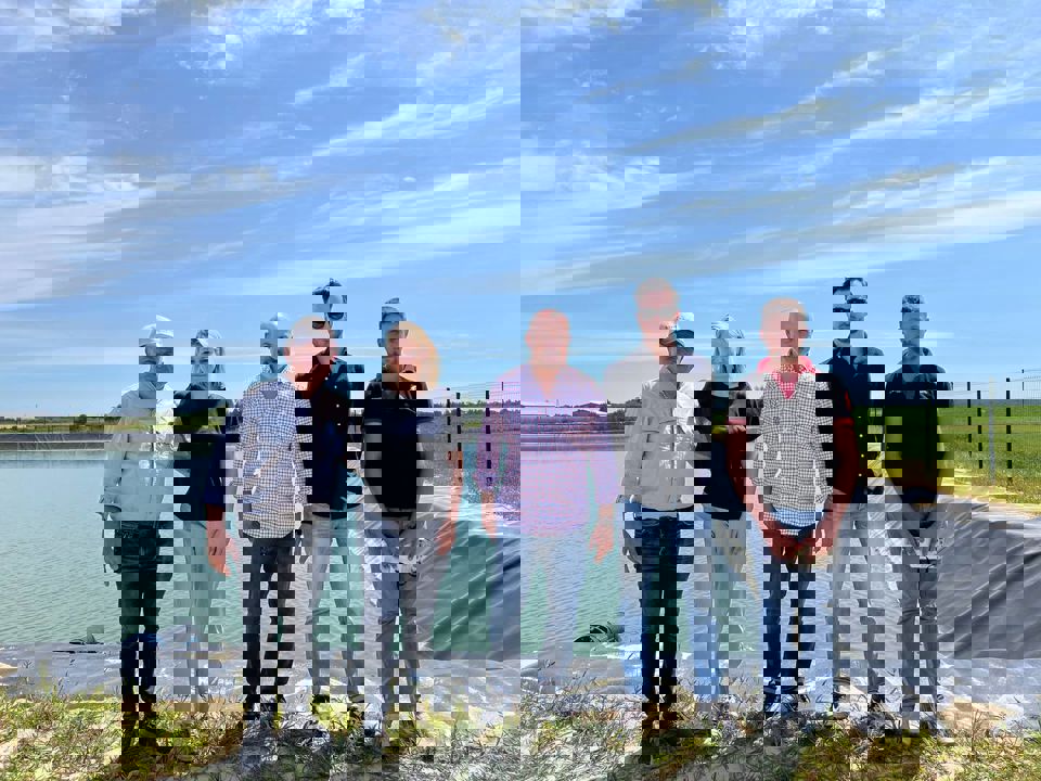5246758720996761147 121